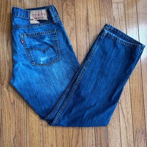 Levi’s 514 Jeans – 32x30 – Handsome, Slightly Injured, Priced to Move